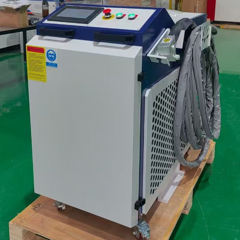 Macchina per Pulizia Laser Ind - Industrial Laser For Sale recensione e prezzo