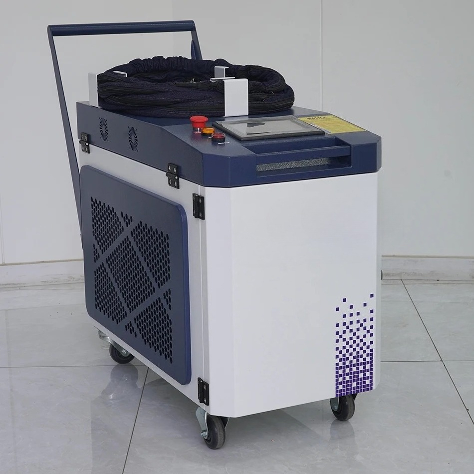 Macchina per Pulizia Laser Ind - Industrial Laser For Sale recensione e prezzo
