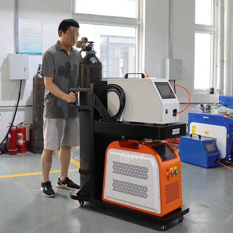 Nuovo Saldatore Laser a Fibra  - Industrial Laser Cleaner recensione e prezzo