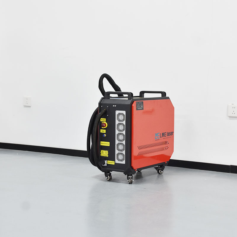 Macchina professionale per la  - Industrial Laser Cleaner recensione e prezzo