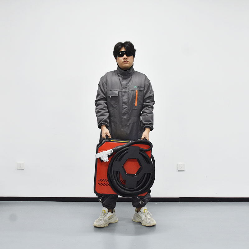Macchina professionale per la  - Industrial Laser Cleaner recensione e prezzo