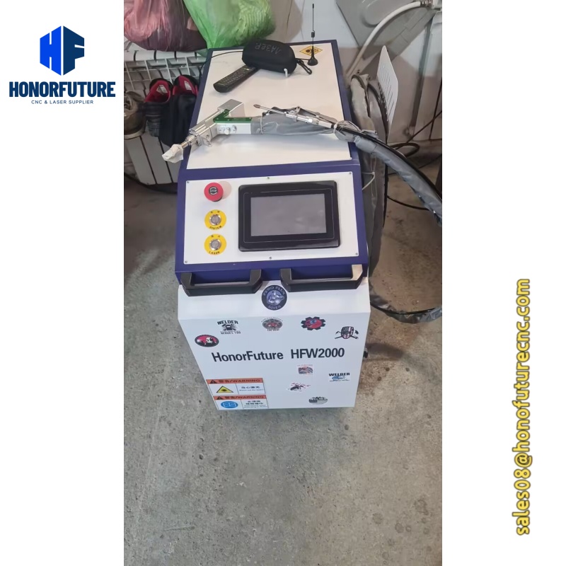 Saldatrice Laser Portatile 150 - Industrial Laser Welding Tool recensione e prezzo
